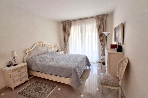 L'Eden Star - Quai Jean Charles Rey